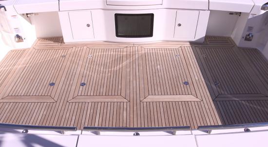 Riviera 72 Sports Motor Yacht cockpit