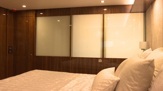 Riviera 72 Sports Motor Yacht