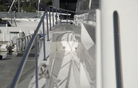 Riviera 72 Sports Motor Yacht sides