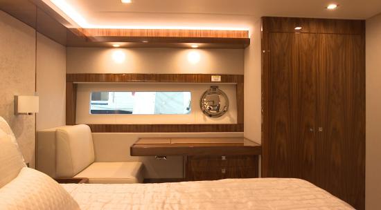 Riviera 72 Sports Motor Yacht