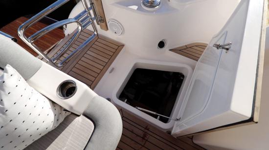 Riviera Belize 66 Sedan