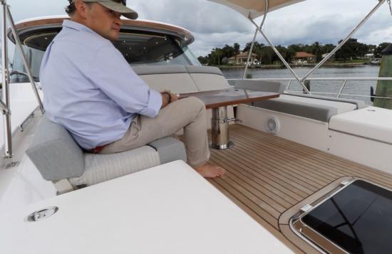 Riviera Belize 66 Sedan back rests