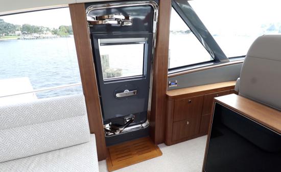 Riviera Belize 66 Sedan deck access