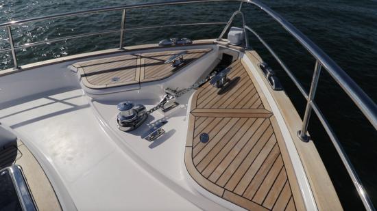 Riviera Belize 66 Sedan foredeck