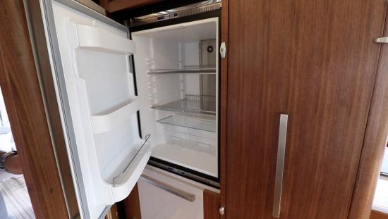 Riviera Belize 66 Sedan refrigerator