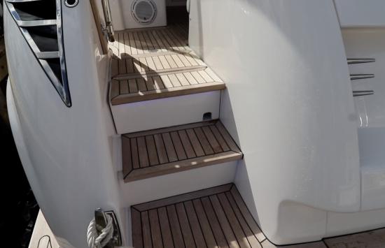 Riviera Belize 66 Sedan stairs