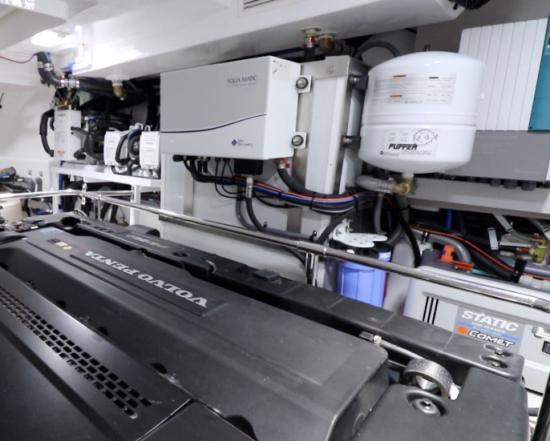 Riviera Belize 66 Sedan