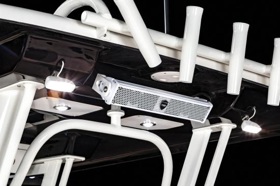 Robalo R272 hard top