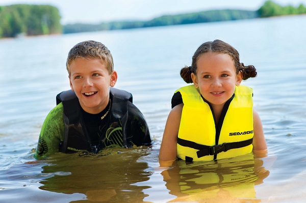 Safety Tip of the Day: Kids Must Wear PFDs