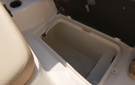 Sailfish 242CC storage