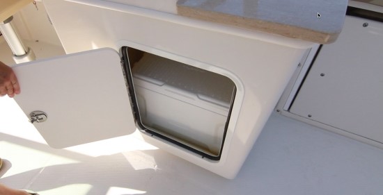 Sailfish 245DC cooler storage