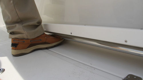 Sailfish 290CC toe rails