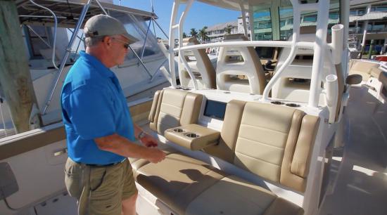 Sailfish 360 CC fishing