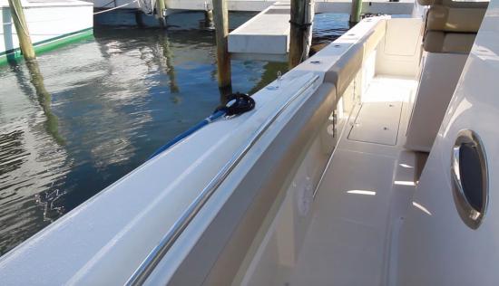 Sailfish 360 CC cockpit