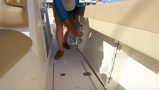 Sailfish 360 CC rod storage