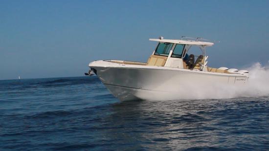 Sailfish 360 CC running