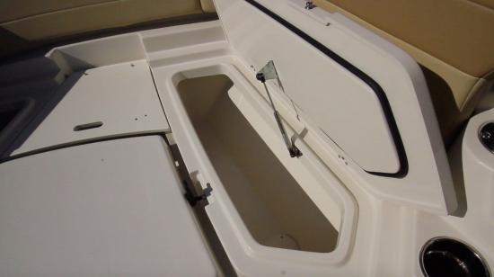 Sailfish 360 CC storage