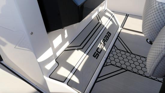 Scarab 255 Open ID footrest