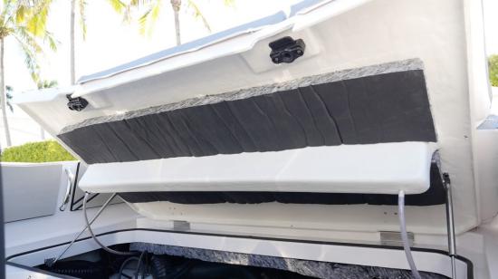 Scarab 255 Open ID insulation