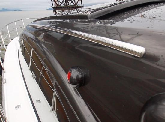 Schaefer Yachts 400 grab rails