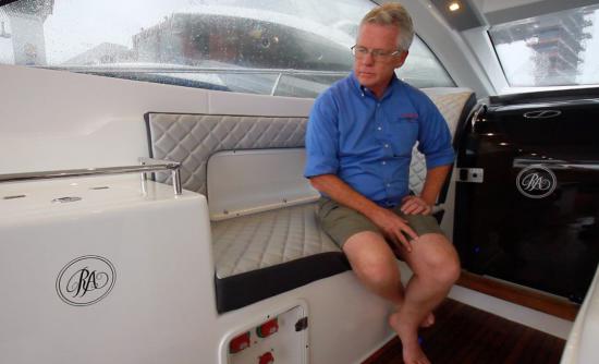 Schaefer Yachts 400 logo