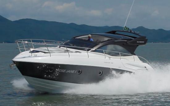 Schaefer Yachts 400 running