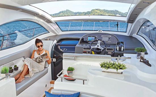 Schaefer Yachts 400 sun roof