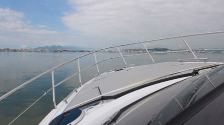 Schaefer Yachts 400 turns