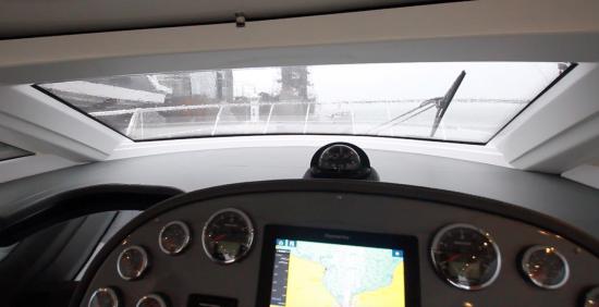 Schaefer Yachts 400 windshield