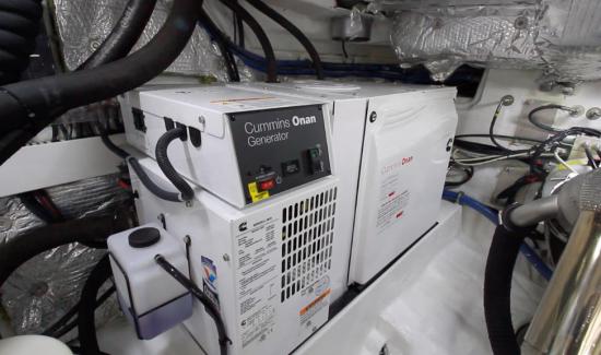 Schaefer Yachts 510 Sport generator