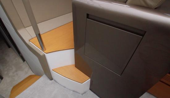 Schaefer Yachts 510 Sport helm steps