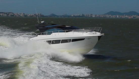 Schaefer Yachts 510 Sport running