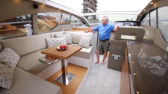 Schaefer Yachts 510 Sport sun roof