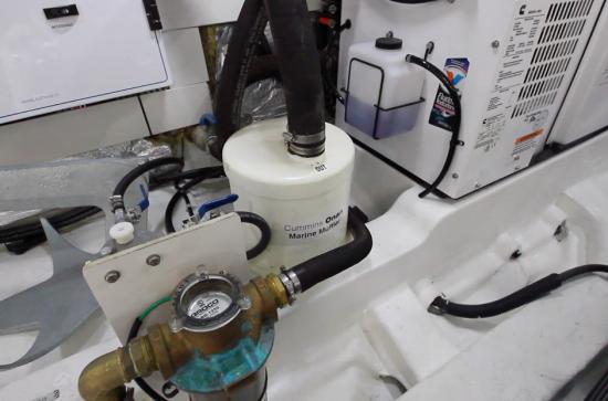 Schaefer Yachts 510 Sport separators