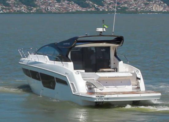 Schaefer Yachts 510 Sport transom