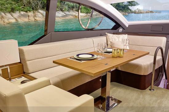 Schaefer 580 dining table