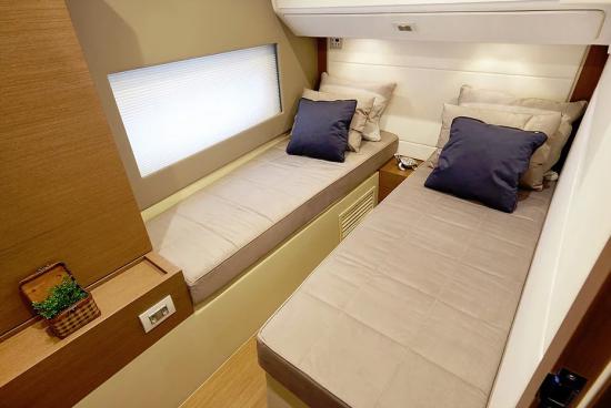 Schaefer 580 twin beds