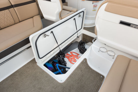 Sea Ray 280 SLX ski locker