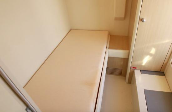 Sirena 58 crew cabin