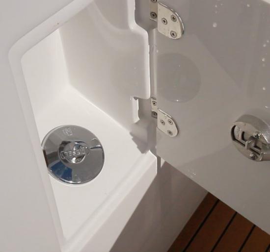 Sirena 58 fuel fills