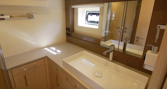 Sirena 58 master head