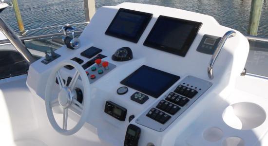 Sirena 58 upper helm