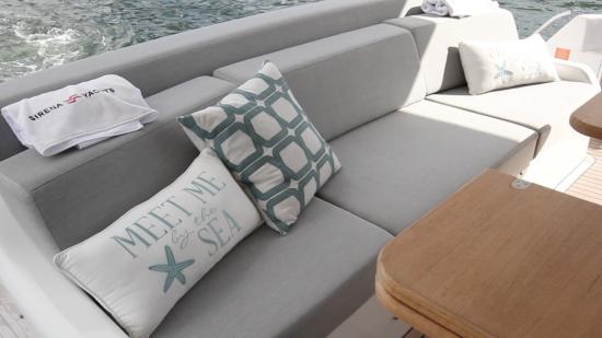 Sirena 64 bench seat