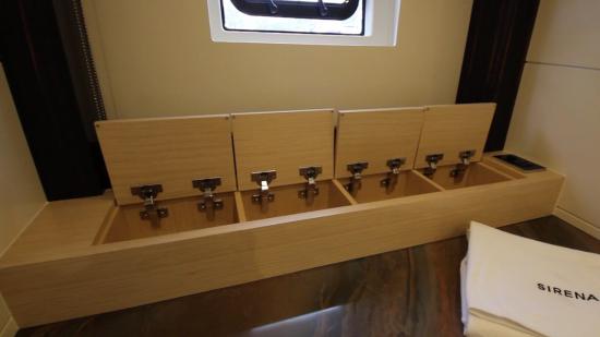 Sirena 64 head storage