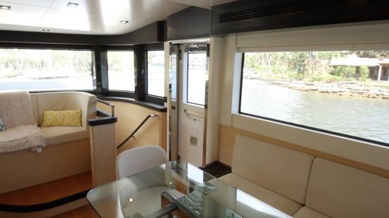 Sirena 64 pantograph door