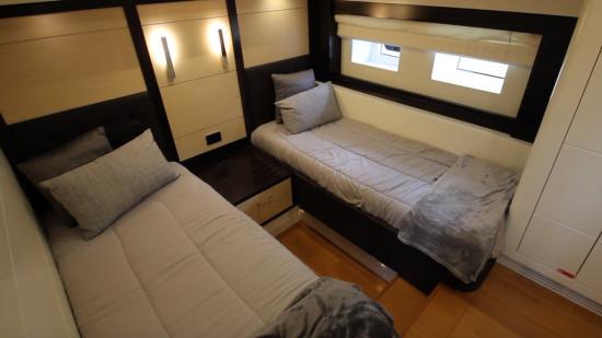 Sirena 64 twin beds