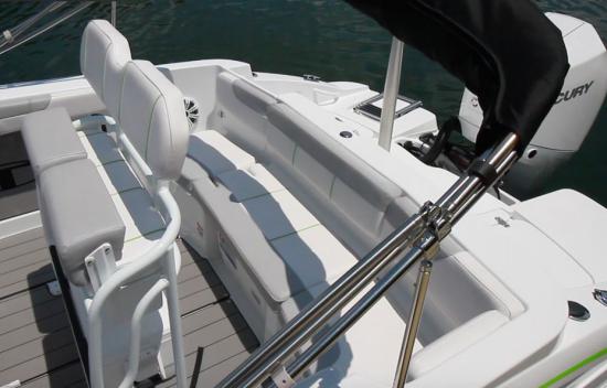 Tahoe 2150 CC aft bench