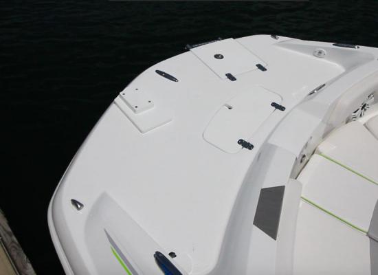 Tahoe 2150 CC bow platform