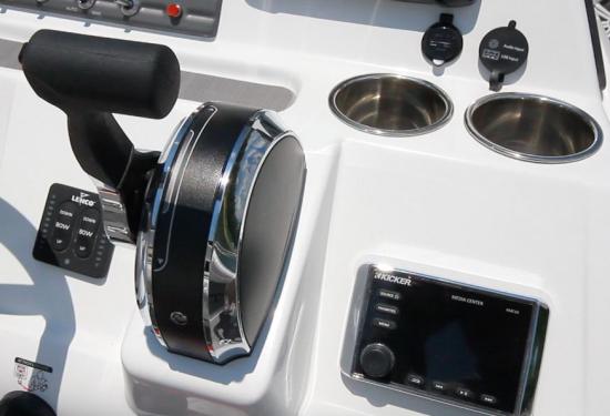 Tahoe 2150 CC stereo