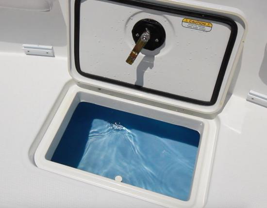 Tahoe 2150 CC livewell